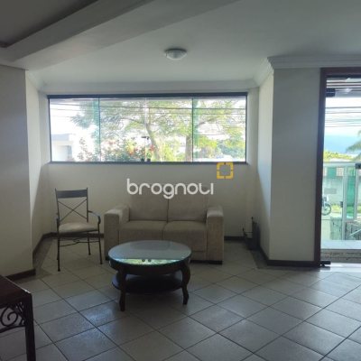 Cobertura com 396m², 3 quartos (sendo 1 suíte), 2 garagens, no bairro Bom Abrigo em Florianópolis