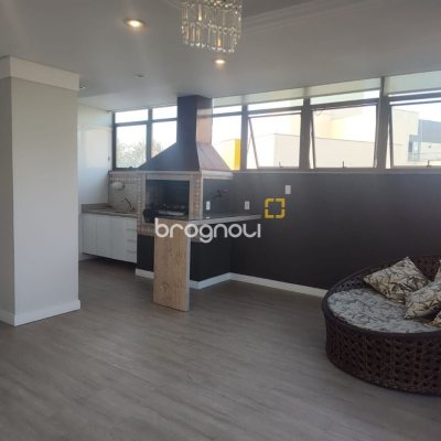 Cobertura com 396m², 3 quartos (sendo 1 suíte), 2 garagens, no bairro Bom Abrigo em Florianópolis