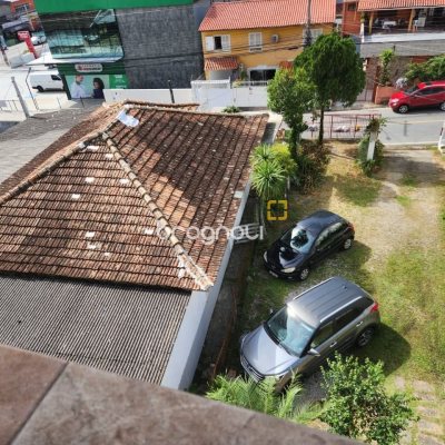 Terreno com 800m², no bairro Agronômica em Florianópolis