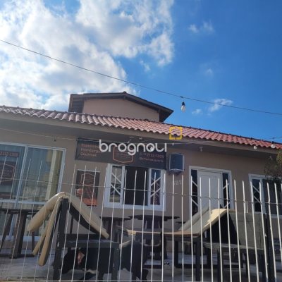Casa com 160m², 3 quartos, 1 garagem, no bairro Serraria em São José