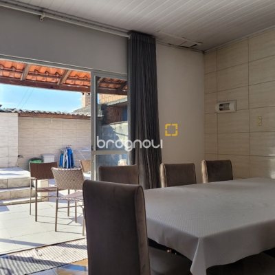 Casa com 160m², 3 quartos, 1 garagem, no bairro Serraria em São José