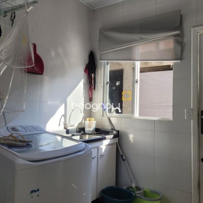Casa com 160m², 3 quartos, 1 garagem, no bairro Serraria em São José