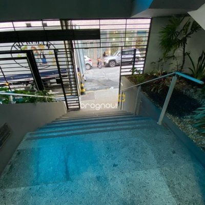 Sala com 43m², no bairro Centro em Florianópolis