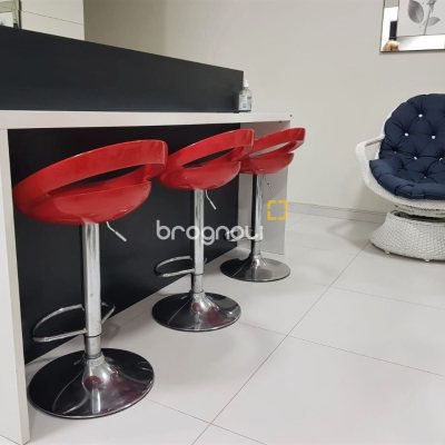 Apartamento com 60m², 1 quarto (sendo 1 suíte), 1 garagem, no bairro Armação da Piedade em Governador Celso Ramos