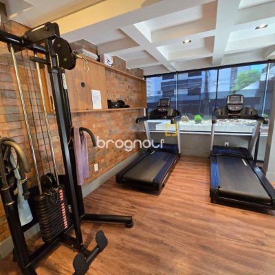 Cobertura com 237m², 3 quartos (sendo 2 suítes), 3 garagens, no bairro Centro em Florianópolis