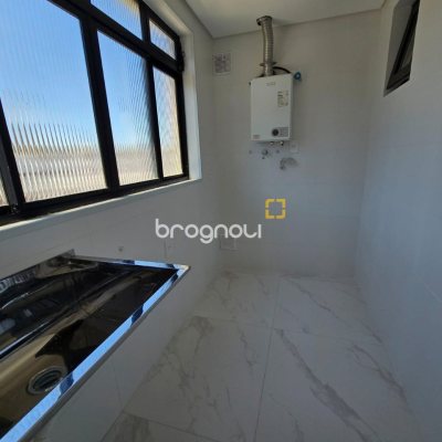 Cobertura com 237m², 3 quartos (sendo 2 suítes), 3 garagens, no bairro Centro em Florianópolis