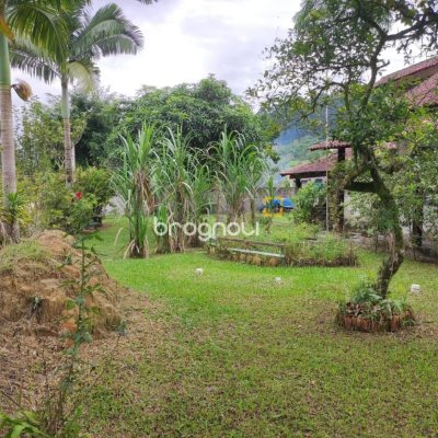 Sítio com 200m², 3 quartos (sendo 1 suíte), 2 garagens, no bairro Sorocaba em Biguaçu