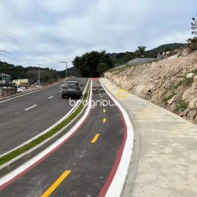Terreno com 3069m², no bairro Itacorubi em Florianópolis