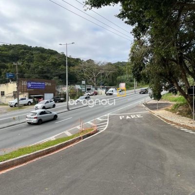 Terreno com 3069m², no bairro Itacorubi em Florianópolis