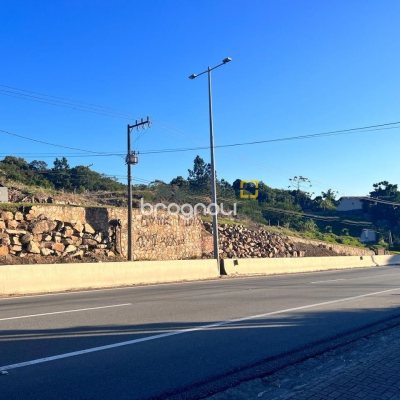 Terreno com 3069m², no bairro Itacorubi em Florianópolis