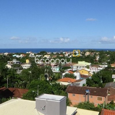 Casa com 484m², 14 quartos (sendo 3 suítes), 6 garagens, no bairro Pântano do Sul em Florianópolis
