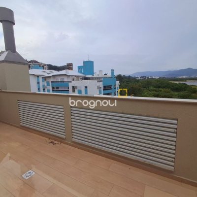 Apartamento com 100m², 2 quartos, 2 garagens, no bairro João Paulo em Florianópolis
