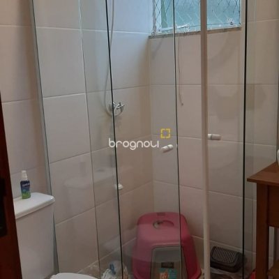 Apartamento com 67m², 2 quartos (sendo 1 suíte), 1 garagem, no bairro Ingleses em Florianópolis