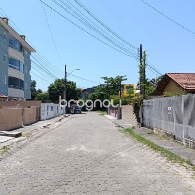 Apartamento com 91m², 3 quartos (sendo 1 suíte), 1 garagem, no bairro Ingleses em Florianópolis