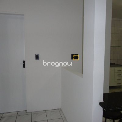 Casa com 93m², 3 quartos (sendo 1 suíte), 4 garagens, no bairro Ingleses em Florianópolis
