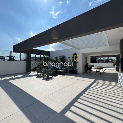 Apartamento com 69m², 2 quartos (sendo 1 suíte), 1 garagem, no bairro Coqueiros em Florianópolis