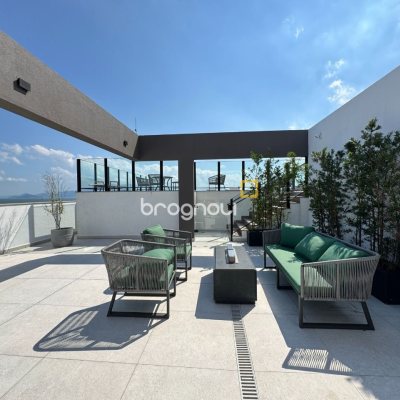 Apartamento com 69m², 2 quartos (sendo 1 suíte), 1 garagem, no bairro Coqueiros em Florianópolis