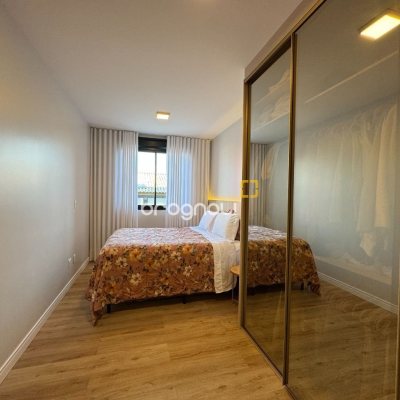 Apartamento com 69m², 2 quartos (sendo 1 suíte), 1 garagem, no bairro Coqueiros em Florianópolis