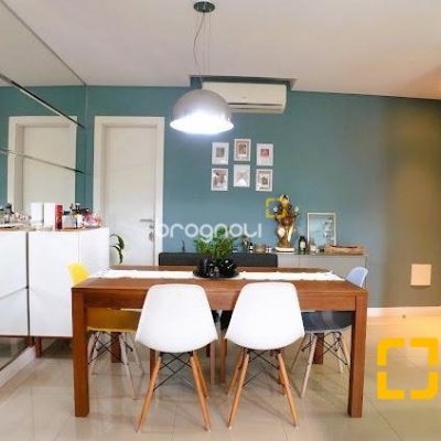 Apartamento com 118m², 3 quartos (sendo 3 suítes), 2 garagens, no bairro Kobrasol em São José