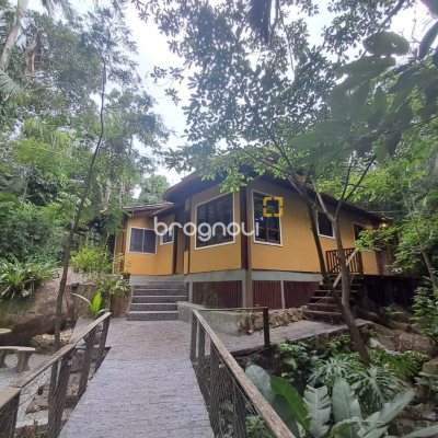 Casa de Condomínio com 1772m², 11 quartos (sendo 3 suítes), 10 garagens, no bairro Vargem Grande em Florianópolis