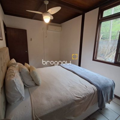 Casa de Condomínio com 1772m², 11 quartos (sendo 3 suítes), 10 garagens, no bairro Vargem Grande em Florianópolis