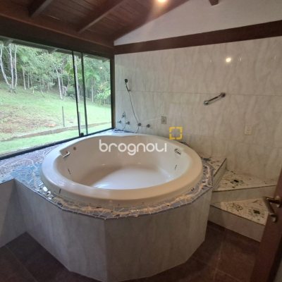 Casa de Condomínio com 1772m², 11 quartos (sendo 3 suítes), 10 garagens, no bairro Vargem Grande em Florianópolis