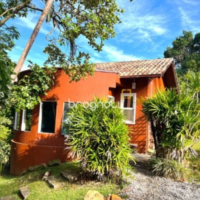Casa de Condomínio com 1772m², 11 quartos (sendo 3 suítes), 10 garagens, no bairro Vargem Grande em Florianópolis