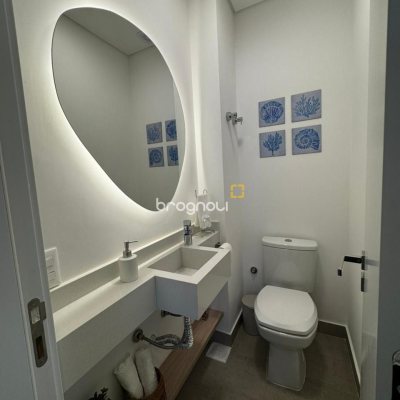 Apartamento com 91m², 2 quartos (sendo 2 suítes), 1 garagem, no bairro Cachoeira do Bom Jesus em Florianópolis