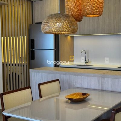 Apartamento com 91m², 2 quartos (sendo 2 suítes), 1 garagem, no bairro Cachoeira do Bom Jesus em Florianópolis