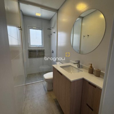 Apartamento com 91m², 2 quartos (sendo 2 suítes), 1 garagem, no bairro Cachoeira do Bom Jesus em Florianópolis