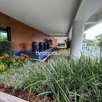 Apartamento com 165m², 3 quartos (sendo 3 suítes), 2 garagens, no bairro Agronômica em Florianópolis