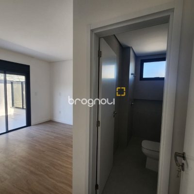Apartamento com 100m², 2 quartos (sendo 2 suítes), 1 garagem, no bairro Coqueiros em Florianópolis