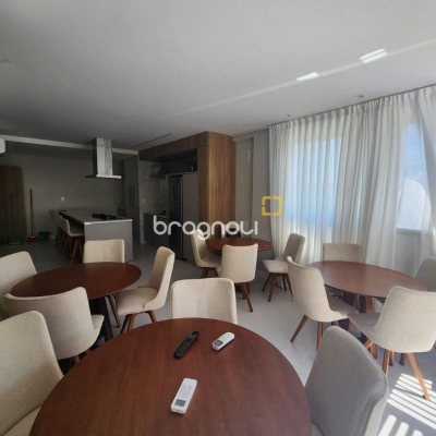 Apartamento com 100m², 2 quartos (sendo 2 suítes), 1 garagem, no bairro Coqueiros em Florianópolis