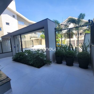Apartamento com 100m², 2 quartos (sendo 2 suítes), 1 garagem, no bairro Coqueiros em Florianópolis