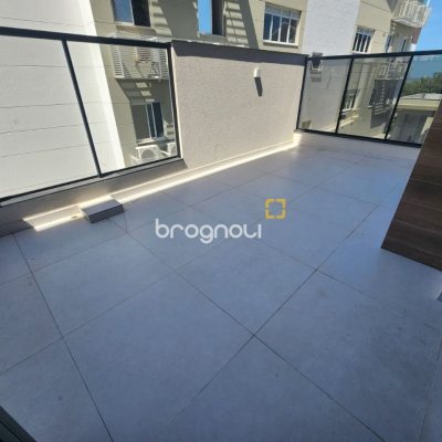 Apartamento com 100m², 2 quartos (sendo 2 suítes), 1 garagem, no bairro Coqueiros em Florianópolis