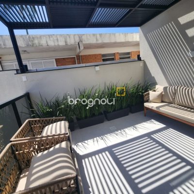 Apartamento com 100m², 2 quartos (sendo 2 suítes), 1 garagem, no bairro Coqueiros em Florianópolis