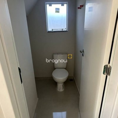 Casa com 156m², 3 quartos (sendo 1 suíte), 2 garagens, no bairro Rio Vermelho em Florianópolis