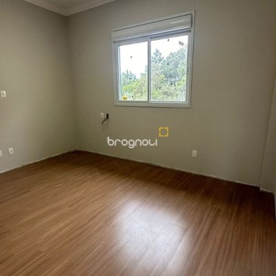 Casa com 156m², 3 quartos (sendo 1 suíte), 2 garagens, no bairro Rio Vermelho em Florianópolis
