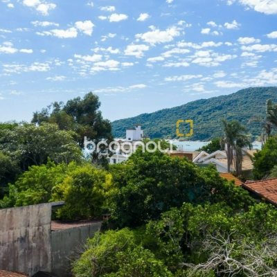 Terreno com 434m², no bairro Ingleses em Florianópolis