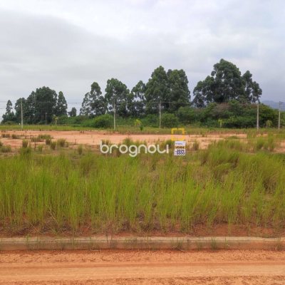 Terreno com 375m², no bairro Areias de Baixo em Governador Celso Ramos