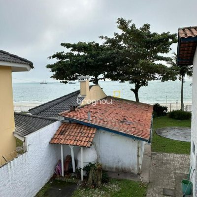 Casa com 560m², 5 quartos (sendo 5 suítes), 8 garagens, no bairro Cachoeira do Bom Jesus em Florianópolis