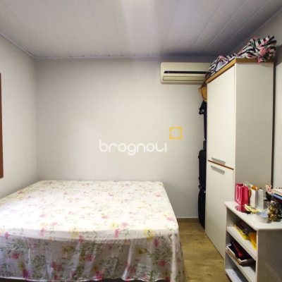Casa com 165m², 3 quartos, 2 garagens, no bairro Jardim Eldorado em Palhoça
