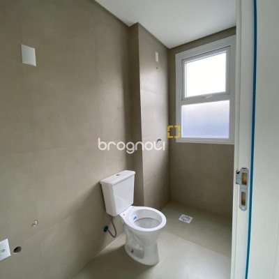 Apartamento com 52m², 1 quarto (sendo 1 suíte), 1 garagem, no bairro Centro em Florianópolis