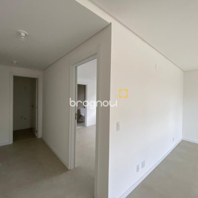 Apartamento com 52m², 1 quarto (sendo 1 suíte), 1 garagem, no bairro Centro em Florianópolis