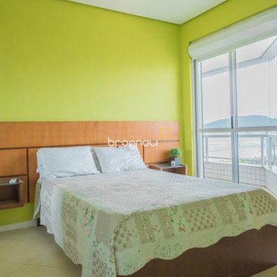 Cobertura com 350m², 8 quartos (sendo 4 suítes), 2 garagens, no bairro Ingleses em Florianópolis