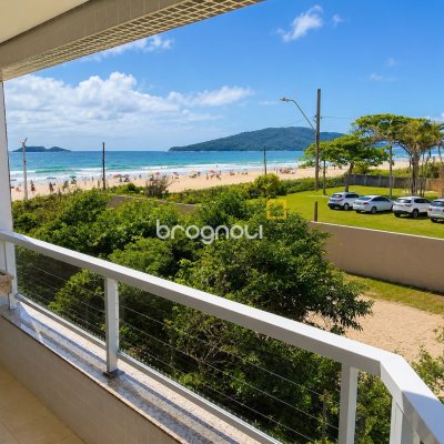 Cobertura com 350m², 8 quartos (sendo 4 suítes), 2 garagens, no bairro Ingleses em Florianópolis