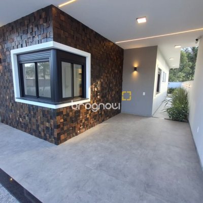 Casa com 112m², 3 quartos (sendo 1 suíte), 2 garagens, no bairro Potecas em São José