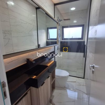 Casa com 112m², 3 quartos (sendo 1 suíte), 2 garagens, no bairro Potecas em São José