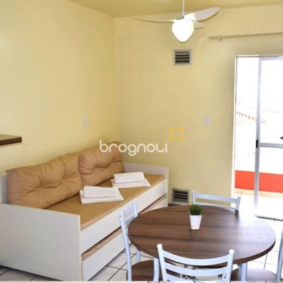 Pousada / Hotel com 1084m², 21 quartos (sendo 21 suítes), 18 garagens, no bairro Canasvieiras em Florianópolis
