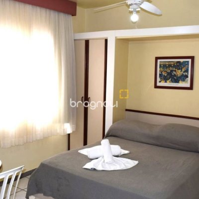 Pousada / Hotel com 1084m², 21 quartos (sendo 21 suítes), 18 garagens, no bairro Canasvieiras em Florianópolis